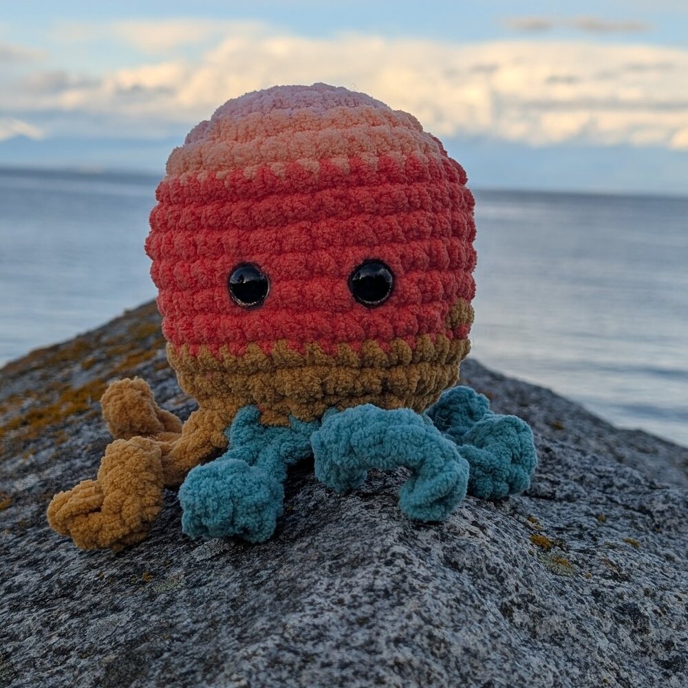 Meet Tangle, The playful Octopus..